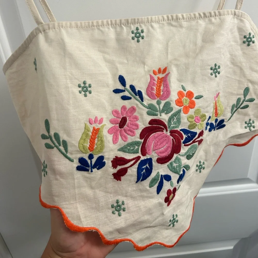 Boutique Embroidered Linen 2 Piece Set - Picture 6 of 9